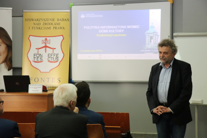 prelegent konferencji