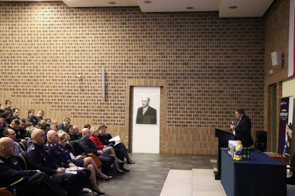 uczestnicy Konferencji Bliżej ludzi