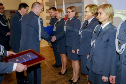 uczestnicy Obchodów Święta Służby Więziennej