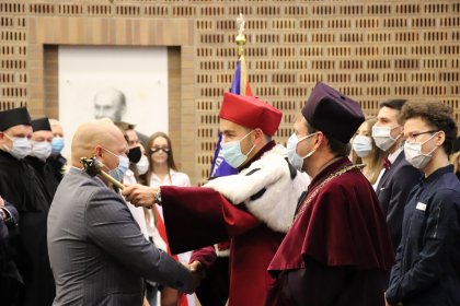 ślubowanie studentów podczas 24. Inauguracji Roku Akademickiego